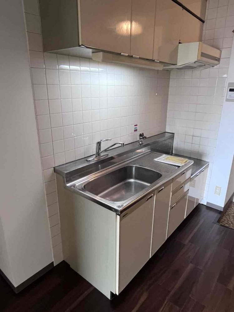 �y�L�b�`���z�@