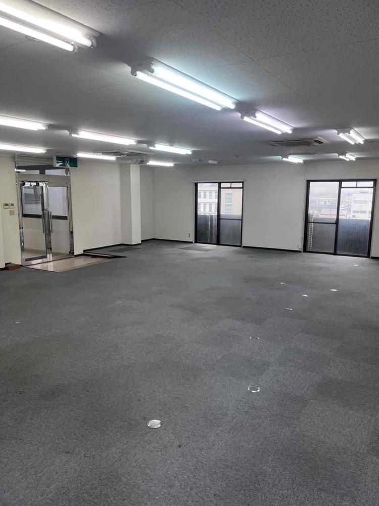 �y���̑������E�X�y�[�X�z�@